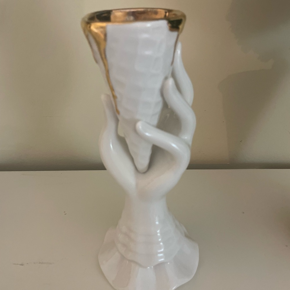 Jonathan Adler bud vase- mint condition.